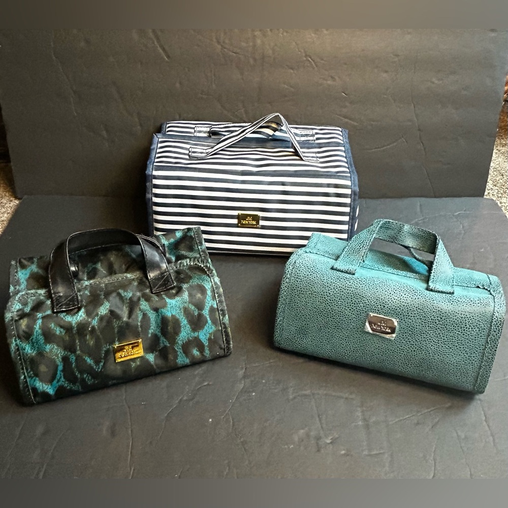 JM New York Makeup/ Jewelry Bag Lot Of 3. Roll-Up Detachable Pouches Clear.